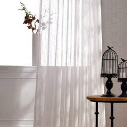 Broderade Transparenta...