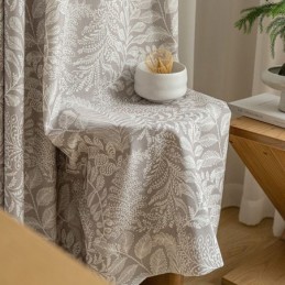 Lövtryckta Gardiner I Amerikansk Stil I Polyester