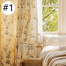 Gardiner Med Amerikanskt Blommönster Och Mörkläggningsgardiner