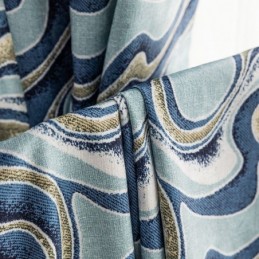 Mönstrade Gardiner I Skandinavisk Stil Med Chenillemönster