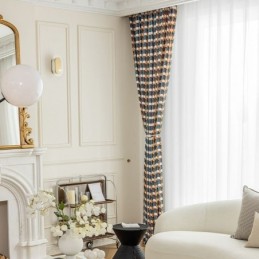 Mönstrad Chenillegardin I Nordisk Stil, Geometriskt Tryck, Mörkläggningsgardin