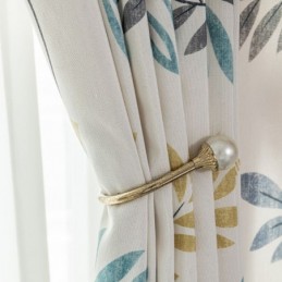 Måttbeställd Bomullsgardin I Nordisk Stil Med Lövtryck