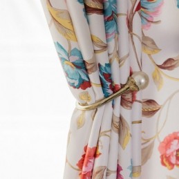 Gardiner I Amerikansk Stil Med Växttryck