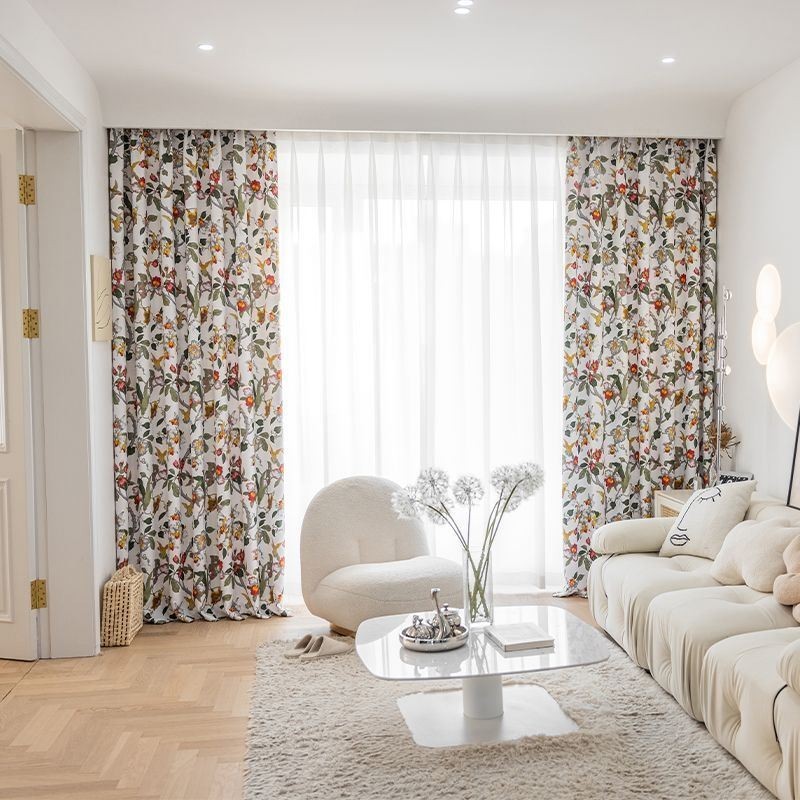 Lövtryckta Gardiner I Amerikansk Stil I Polyester