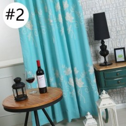 Mörkläggningsgardiner I Bomullslinne Med Broderade Nordiska Blommor