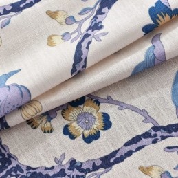 Amerikanska Gardiner Med Blommönster Och Mörkläggning