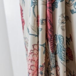 Mönstringsgardiner I Polybomull Mönstringsgardiner Med Amerikanskt Blommönster