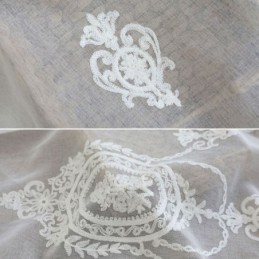 Andningsbar Transparent Gardin Måttbeställd Gardin Vit Alla Matchande Broderi Vardagsrum