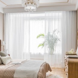 Broderade Transparenta...