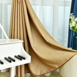 Sammetsgardiner I Enfärgade Mörkläggningsgardiner För Vardagsrum