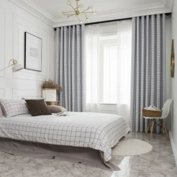 Rutig Mörkläggningsgardin...