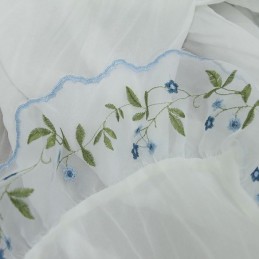 Moderna Jacquardgardiner Med Transparenta Ytor, Nordisk Fönsterbehandling För Vardagsrum